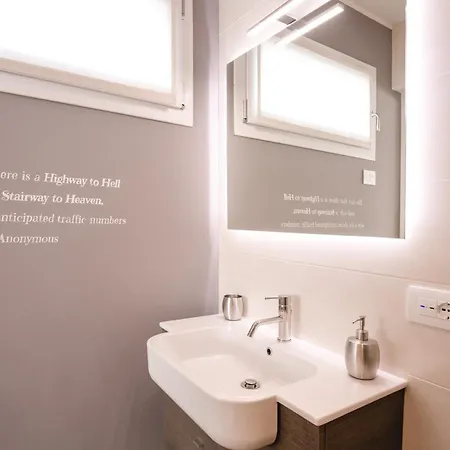 فندق مبيت وإفطار Lullaby 3*